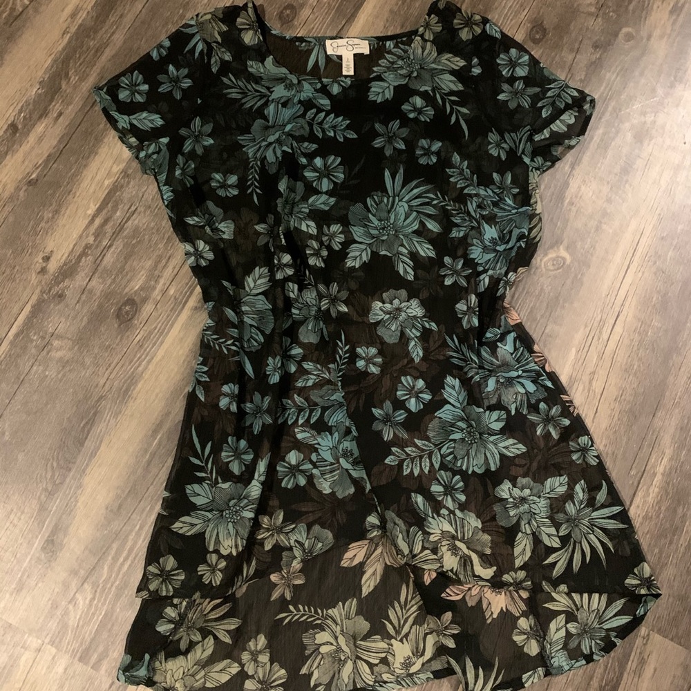 Jessica Simpson maternity Blouse